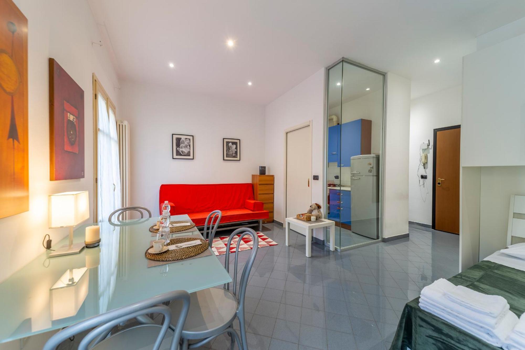 Falcon House - Nel Cuore Di